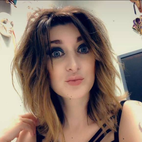 Meet your Posher, Wendy - Picture 1 of 1